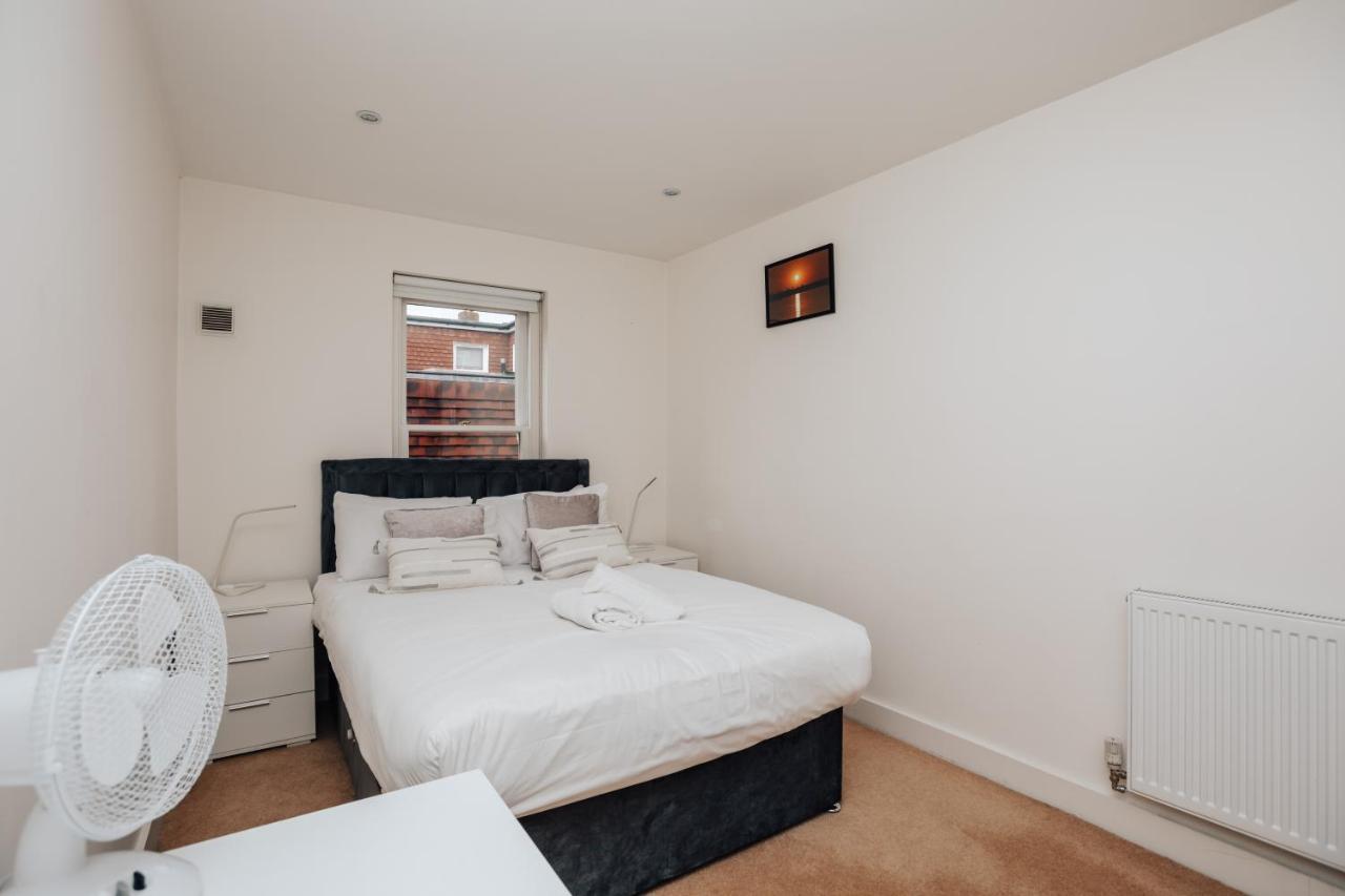 Henley Town Centre With Parking Apartman Kültér fotó